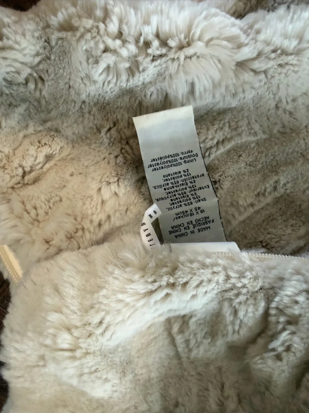 Pottery Barn Plush Faux Fur Pillow Cover in Cream 18x18